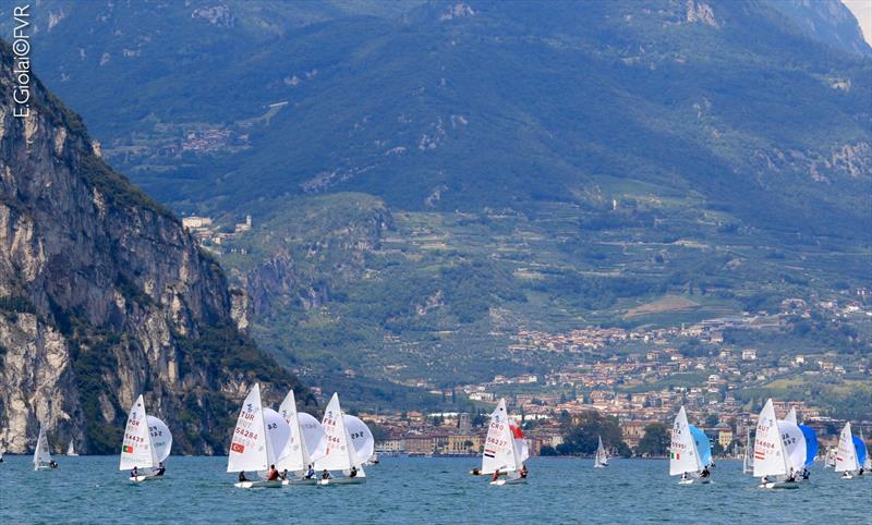 Racing on day 2 of the 420 & 470 Junior Europeans - photo © Elena Giolai
