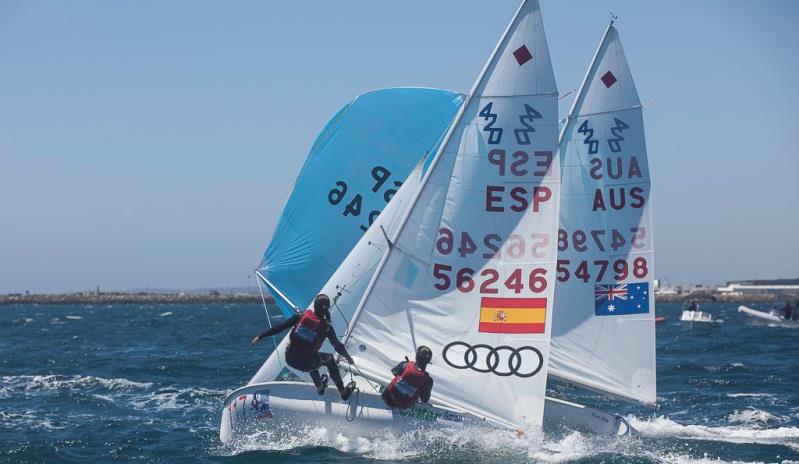 Moment of truth – Nia Jerwood and Monique de Vries edge out Spain's Maria and Pilar Caba to claim seventh place and win the regatta – 420 World Championship photo copyright Bernie Kaaks taken at Fremantle Sailing Club and featuring the 420 class