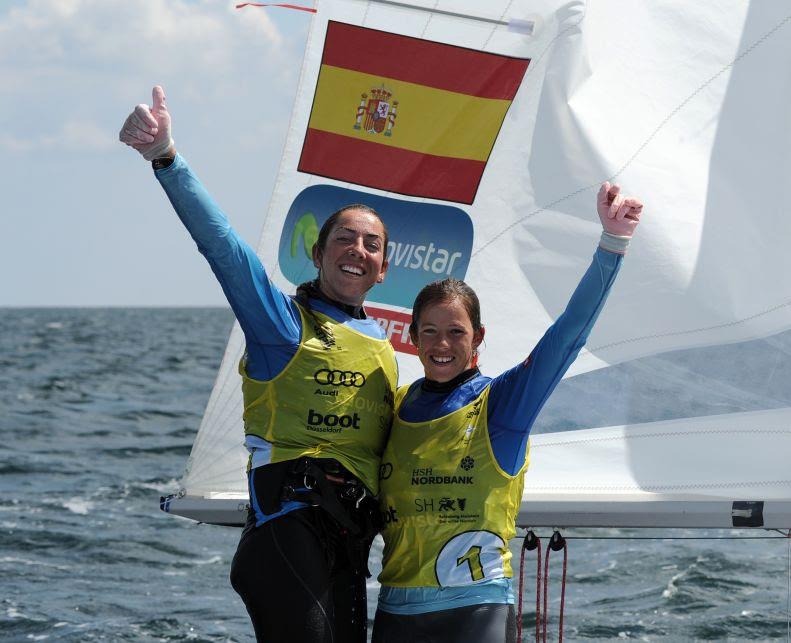 Silvia Mas und Paula Barcelo win gold in the 470 Junior World Championship photo copyright Marina Könitzer taken at Kieler Yacht Club and featuring the 470 class