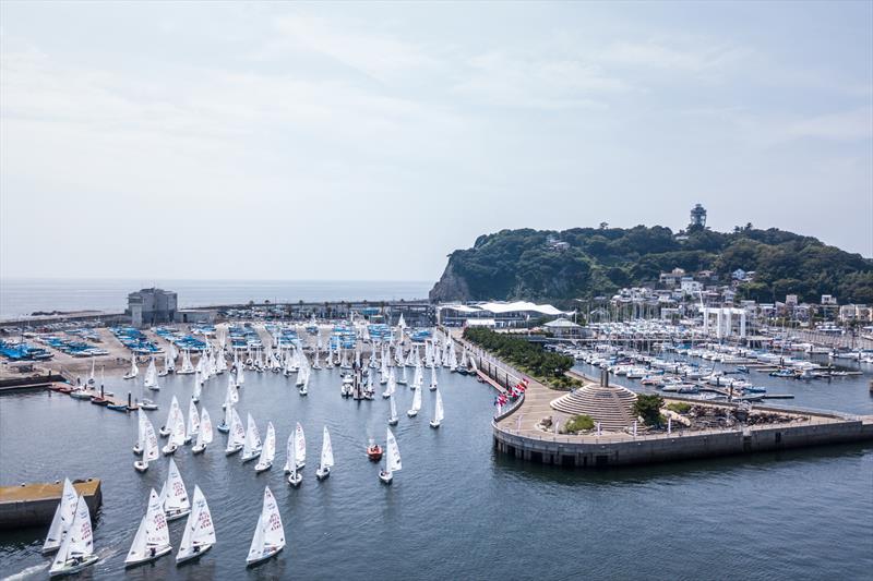 Heading out of Enoshima Olympic Harbour at the 470 Junior Worlds photo copyright Junichi Hirai / Bulkhead Magazine Japan taken at  and featuring the 470 class
