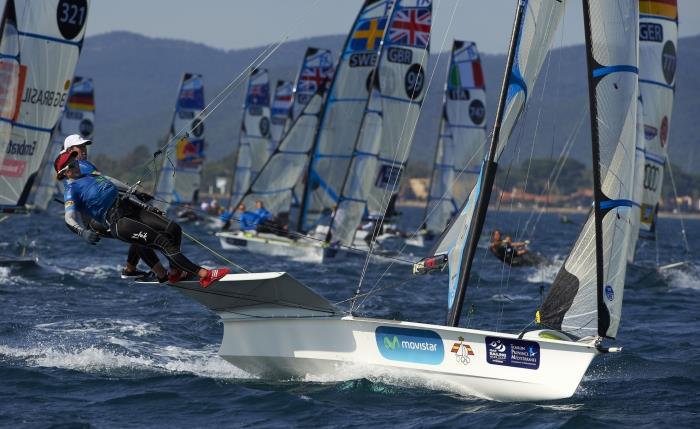 Racing on day 4 at ISAF Sailing World Cup Hyeres photo copyright Yvan Zedda / ISAF Sailing World Cup Hyeres taken at COYCH Hyeres and featuring the 49er FX class