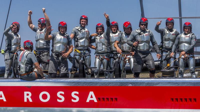 Giles Scott (5th from left) aboard Luna Rossa in 2013 after winning the Louis Vuitton Cup Semi Finals photo copyright Carlo Borlenghi / Luna Rossa taken at  and featuring the AC72 class