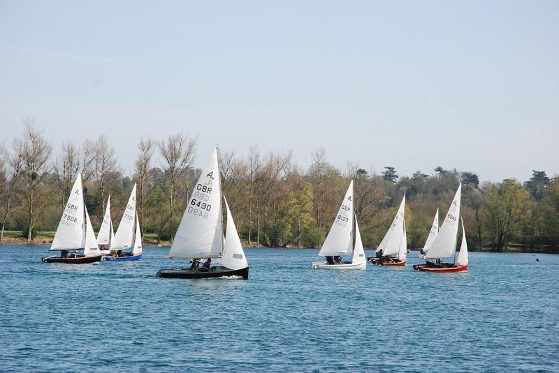 Albacores at Maidenhead photo copyright Andy Pearce taken at Maidenhead Sailing Club and featuring the Albacore class