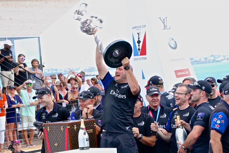 Max Sirena hoists the America's Cup high in Bermuda, June 26, 2017 photo copyright Richard Gladwell taken at Royal Bermuda Yacht Club and featuring the ACC class