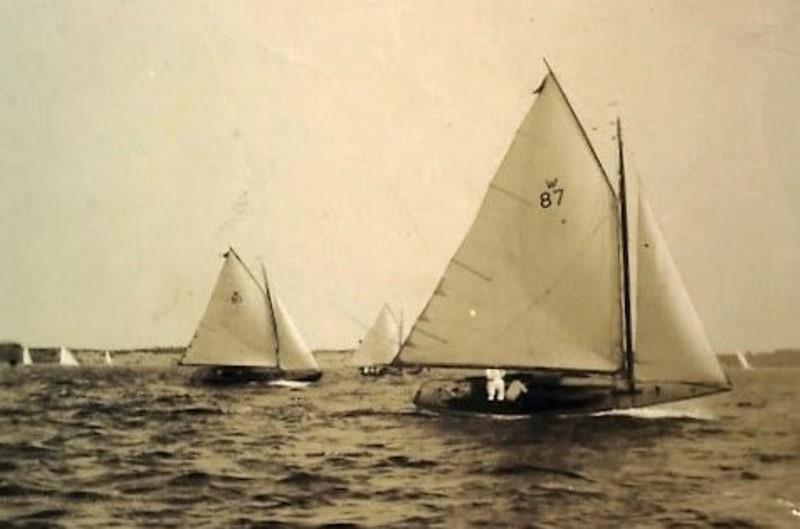 Archive photo of Wianno Seniors sailing in the Edgartown Yacht Club Annual Regatta photo copyright Bill Lawrence taken at Edgartown Yacht Club and featuring the Classic Yachts class