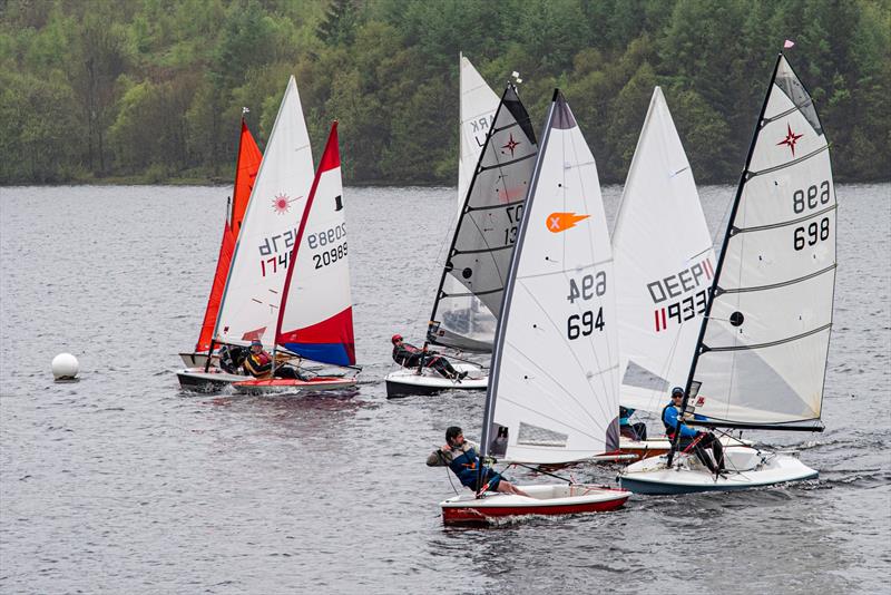 The start of the King Charles III Cup at Merthyr Tydfil Sailing Club photo copyright Alan Cridge taken at Merthyr Tydfil Sailing Club and featuring the Comet class