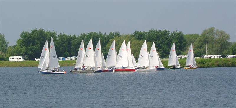 Comet Trio Inland Championships 2016 photo copyright Kathy McCaffrey taken at Cotswold Sailing Club and featuring the Comet Trio class