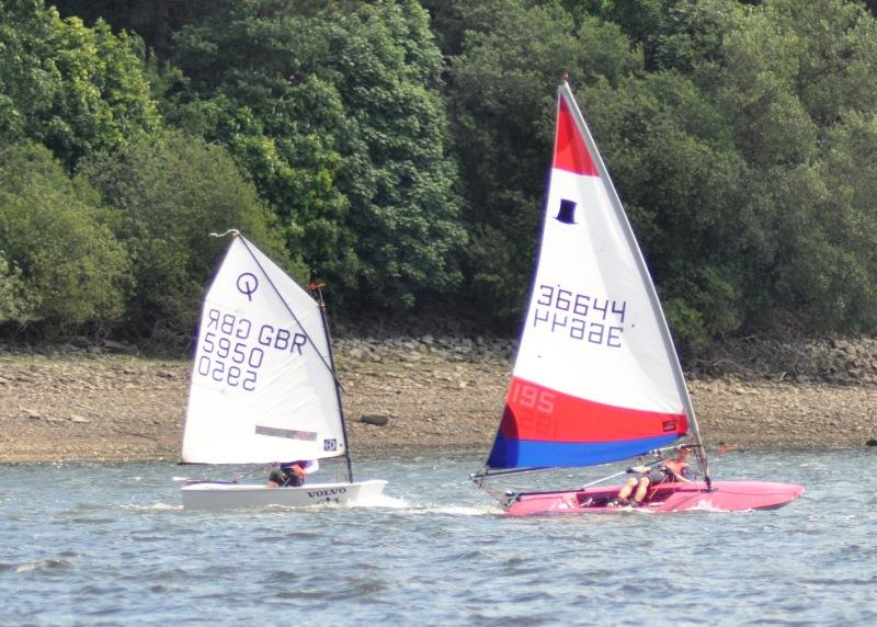 Derbyshire Youth Sailing series at Ogston photo copyright Mike Haynes taken at Ogston Sailing Club and featuring the Dinghy class