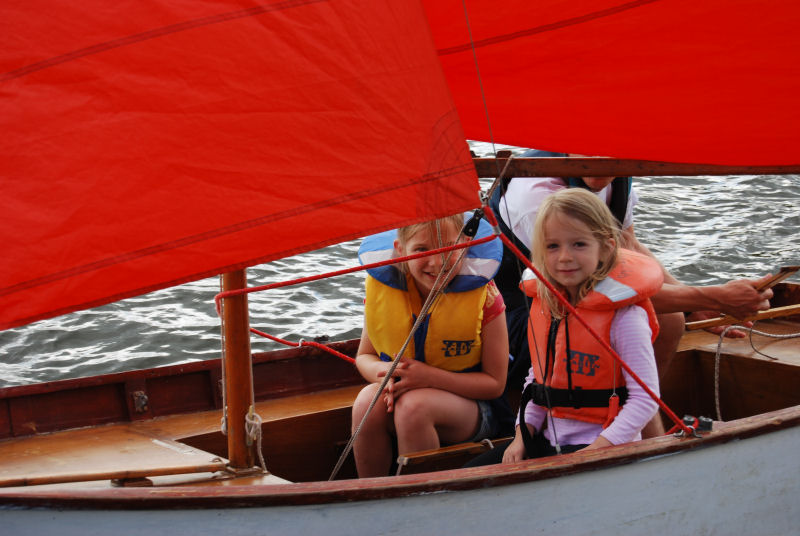 Brilliant sunshine and perfect winds for the Henley Sailing Club Open Day photo copyright Duncan Mackay taken at Henley Sailing Club and featuring the Dinghy class