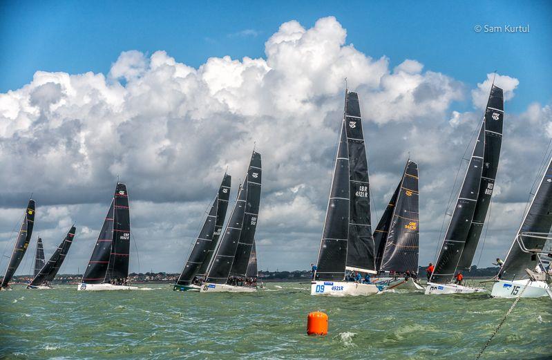 Fast 40 start on day 3 of Lendy Cowes Week 2017 photo copyright Sam Kurtul / www.worldofthelens.co.uk taken at Cowes Combined Clubs and featuring the Fast 40 class