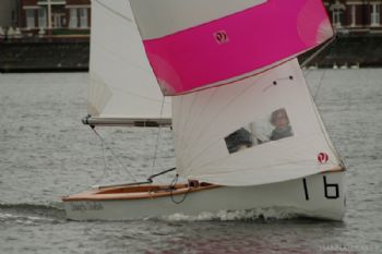 Tight racing between Winsford Flash SC & West Lancs YC in the Junior 12 hour race