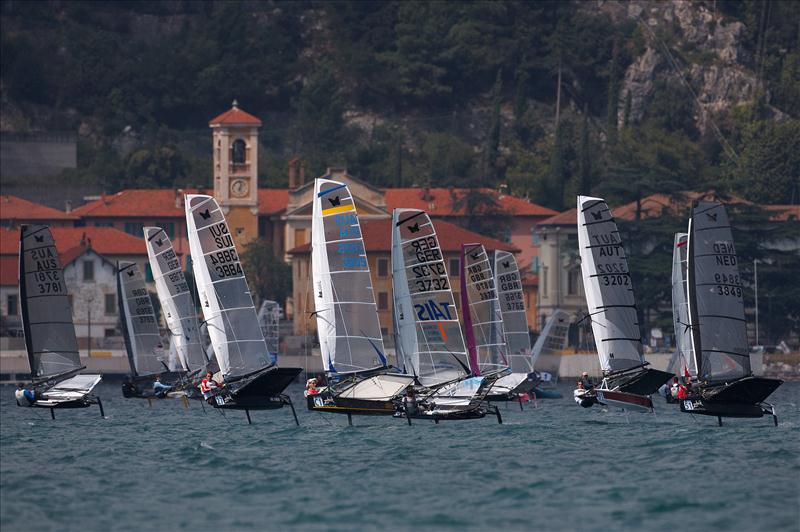 Zhik Nautica Moth Worlds 2012 at Campione del Garda - photo © Th.Martinez / Sea&Co / www.thmartinez.com