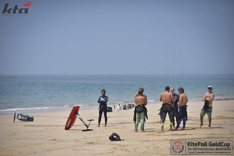 KiteFoil GoldCup at Daecheon Beach, Korea day 2 photo copyright Alexandru Baranescu / www.kitefoilgoldcup.com taken at  and featuring the Kiteboarding class