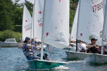 A super day with a good steady breeze for the Papercourt Laser open