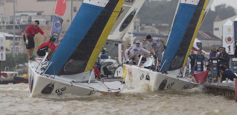 New Zealand's Phil Robertson wins the Monsoon Cup in Malaysia - photo © AWMRT / onEdition
