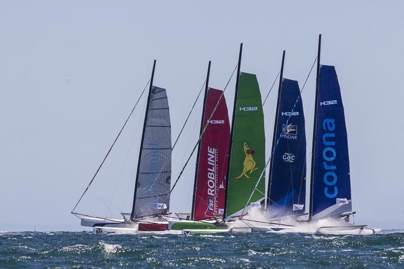 Tight racing off the Fremantle shore on day 3 of World Match Racing Tour Fremantle - photo © Ian Roman / World Match Racing Tour