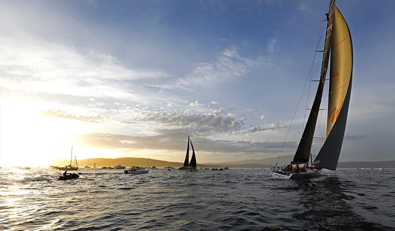 LDV Comanche leads as Wild Oats XI start to find new pressure - both had men up the mast looking for breeze, and it was Wild oats XI that found more of it. - photo © Crosbie Lorimer