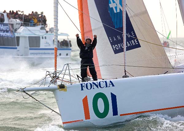 Michel Desjoyeaux on Foncia wins the 2008-09 Vendée Globe photo copyright Th. Martinez / Sea&Co / www.thmartinez.com taken at  and featuring the IMOCA class