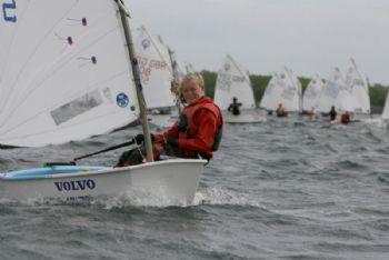 Annabel Vose wins the Volvo Musto Optimist Inlands at Grafham