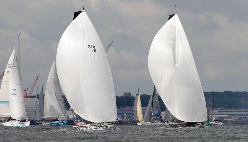 Perfect performance of 'Tonnerre de Breskens' (right) - owner Piet Vroon wins the long distance race with his professional crew on day 2 of Kieler Woche - photo © okpress