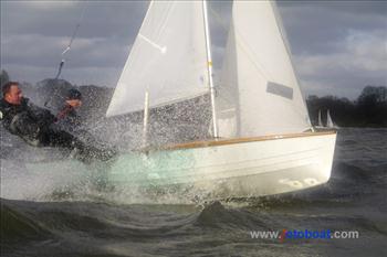 Gusty winds and steep waves for the Starcross Steamer