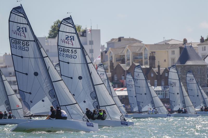 RS Elite racing at Aberdeen Asset Management Cowes Week - photo © Paul Wyeth / www.pwpictures.com