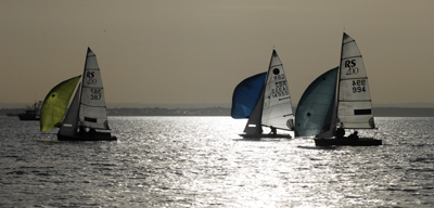Light winds for the Brass Monkey Trophy at Leigh-on-Sea photo copyright Graeme Sweeney / Yachts & Yachting taken at Leigh-on-Sea Sailing Club and featuring the RS200 class