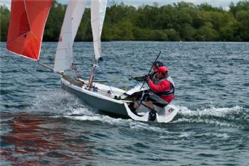 The breeze increases throughout the day for the RS200 South East Area Series at Middle Nene