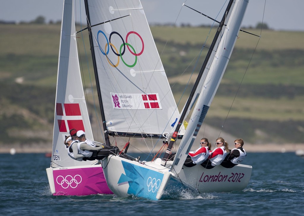 Anna Tunnicliffe, Debbie Capozzi and Molly O’Bryan Vandemoer (USA) in the Women’s Match Racing (Elliott 6M) event in The London 2012 Olympic Sailing Competition. - photo © onEdition <a target=
