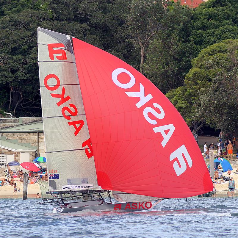 Asko Appliances leads the fleet past the bathers on Niuelsen Park in the 18ft Skiff Alice Burton Memorial Trophy photo copyright Frank Quealey taken at Australian 18 Footers League and featuring the 18ft Skiff class