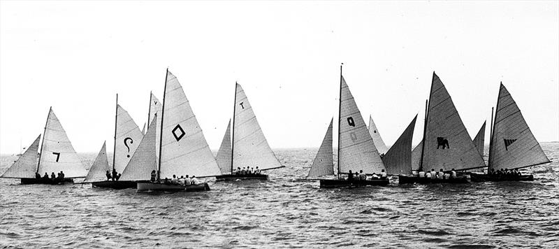 Race 3 start at the 1952 worlds photo copyright Robin Elliott taken at Australian 18 Footers League and featuring the 18ft Skiff class