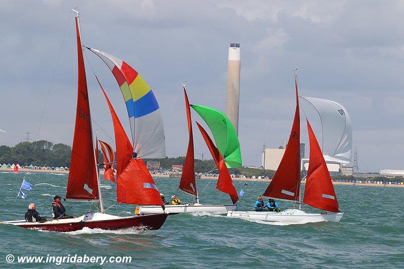The sunshine returns on day 7 at Lendy Cowes Week 2017 photo copyright Ingrid Abery / www.ingridabery.com taken at Cowes Combined Clubs and featuring the Squib class
