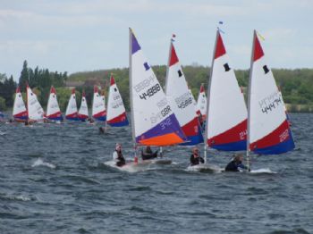 topper sailing grafham inlands marine magic club water sailors yeates tim