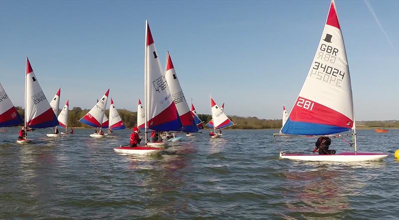 Midland ITCA Topper training at Hollowell photo copyright Graham Smith taken at Hollowell Sailing Club and featuring the Topper class