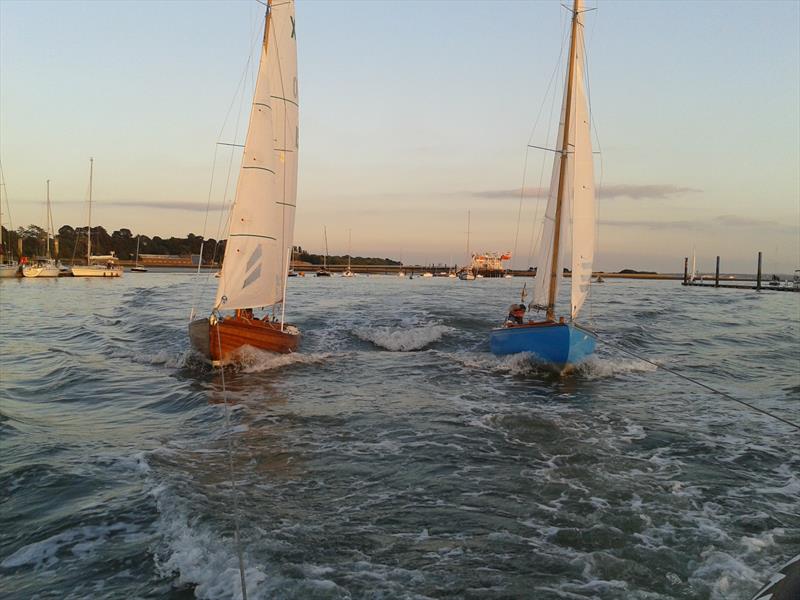 A tow back home on day 7 of the Hamble River Wednesday Night Series photo copyright Kathy Smalle taken at Hamble River Sailing Club and featuring the XOD class