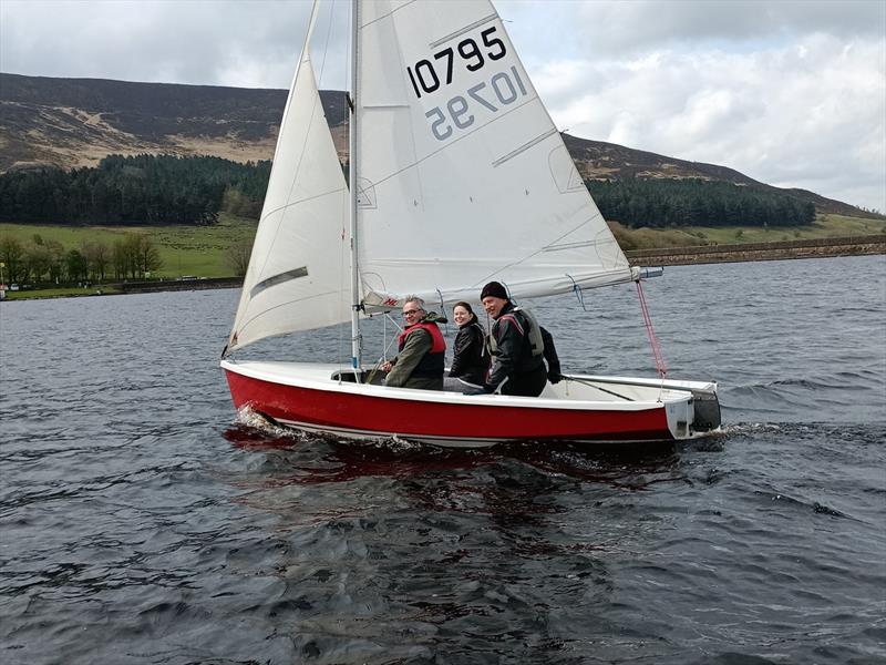 Andrew Redrup, Freya Redrup and David McKee during Dovestone Sailing Club's Discover Sailing event  photo copyright Nik Lever taken at Dovestone Sailing Club and featuring the Wayfarer class