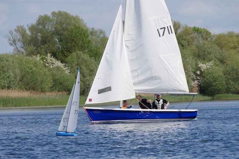 IOM open meeting at Huntingdon RYC - first racing at Hunts SC venue photo copyright Stephen Brown taken at Huntingdon Radio Yacht Club and featuring the One Metre class