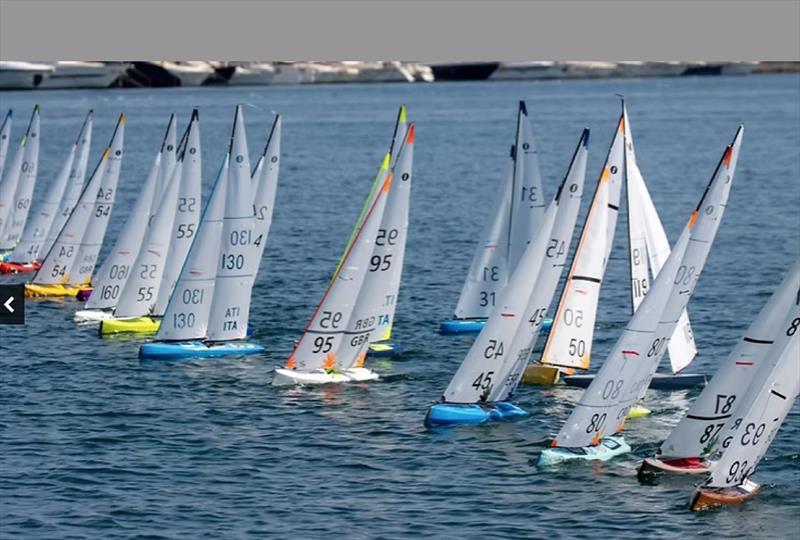 A crowded start at the 2023 Europeans in Spain - photo © MYA