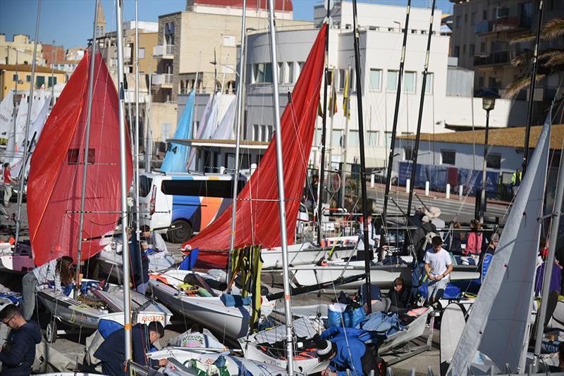 Nearly 250 crews from 18 countries will take part in the 47th Christmas Race photo copyright Alfred Farré taken at Club de Vela Palamos and featuring the 420 class