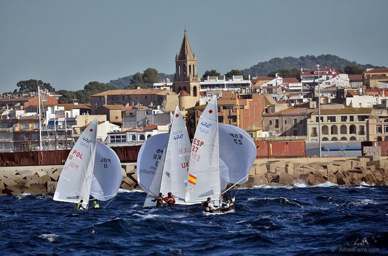 38th GAES Christmas Race in Palamos final day photo copyright Alfred Farre / www.alfredfarre.com taken at Club de Vela Palamos and featuring the 470 class