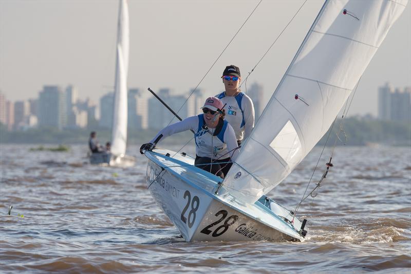 470 Worlds in Argentina day 2 photo copyright Matiaz Capizzano taken at Club Náutico San Isidro and featuring the 470 class