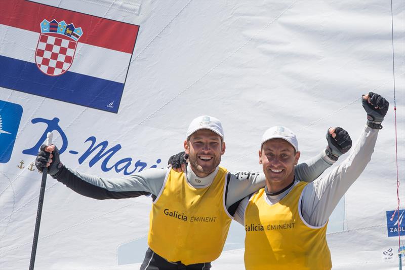 Sime Fantela/Igor Marenic (CRO83) win the Men's 470 Worlds in Argentina photo copyright Matiaz Capizzano taken at Club Náutico San Isidro and featuring the 470 class