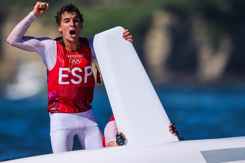 Men's 470 Bronze for Jordi Xammar and Nico Rodriguez (ESP) at the Tokyo 2020 Olympic Sailing Competition - photo © Sailing Energy / World Sailing