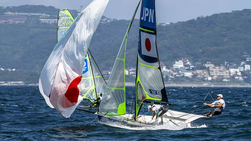 Tokyo2020 - Day 4 - July, 28, - Enoshima, Japan. Leo Takahashi and Ibuki Koizumi - 49er - - photo © Richard Gladwell - Sail-World.com / nz