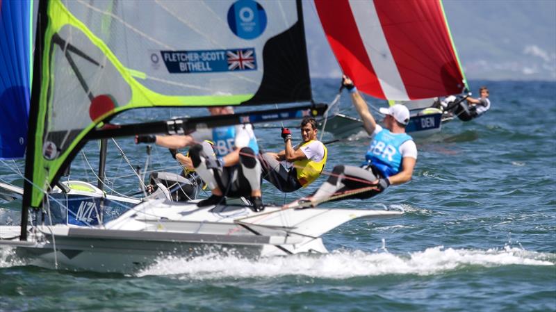 Peter Burling and Blair Tuke are crossed by the Brits at the leewardmark - 49er - Tokyo2020 - Day 9- August 2, - Enoshima, Japan photo copyright Richard Gladwell - Sail-World.com / Photosport taken at  and featuring the 49er class