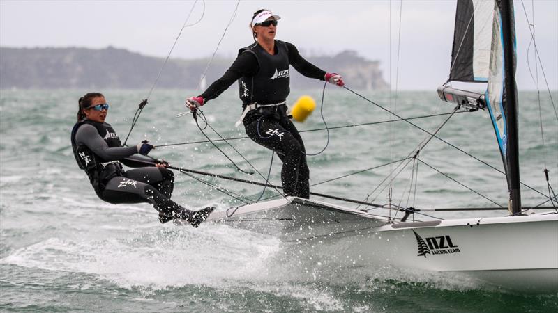 Alex Maloney and Molly Meech (NZL on their way to finish 7th in the 49er FX Medal Race - Hyundai Worlds - December 2019 photo copyright Richard Gladwell / Sail-World.com taken at Royal Akarana Yacht Club and featuring the 49er FX class
