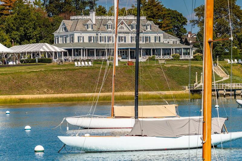 No wind on day 1 of the Six Metre World Championship at Seawanhaka Corinthian Yacht Club photo copyright SailingShots by Maria Muiña taken at Seawanhaka Corinthian Yacht Club and featuring the 6m class