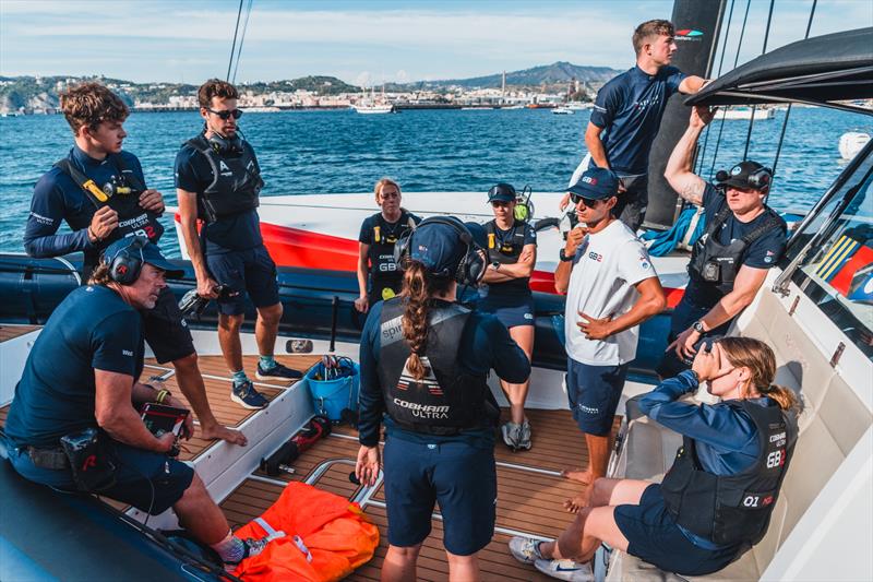 Cobham Ultra GB2 Youth & Women's squad training in Naples - photo © Athena Sports Group