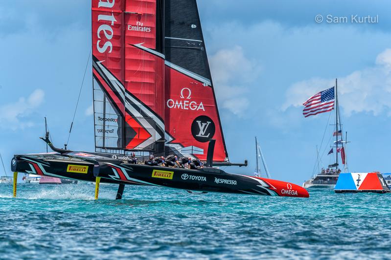 Emirates Team New Zealand dominate ORACLE TEAM USA on day 1 of the 35th America's Cup Match - photo © Sam Kurtul / www.worldofthelens.co.uk