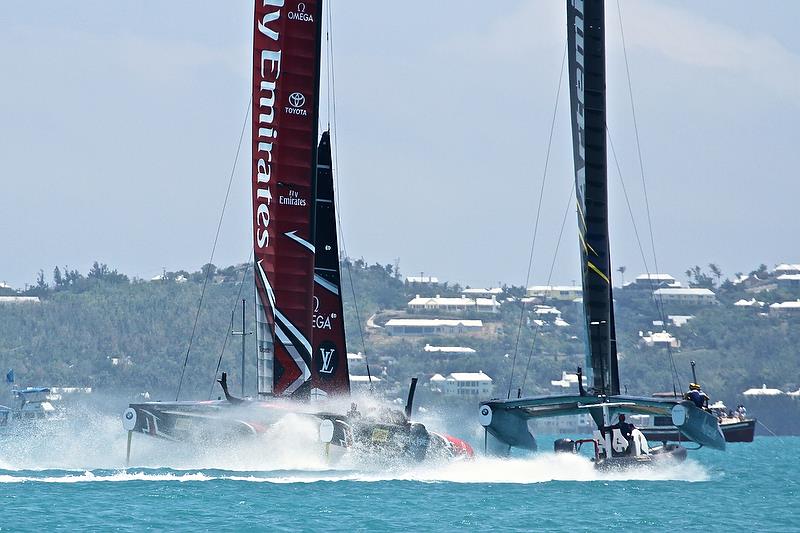 Emirates Team New Zealand chase Artemis Racing - Round Robin 2, Day 4 - 35th America's Cup - Bermuda May 30, 2017 photo copyright Richard Gladwell taken at  and featuring the AC50 class